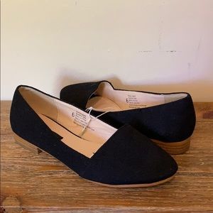 NWT UO BDG Canvas Flats